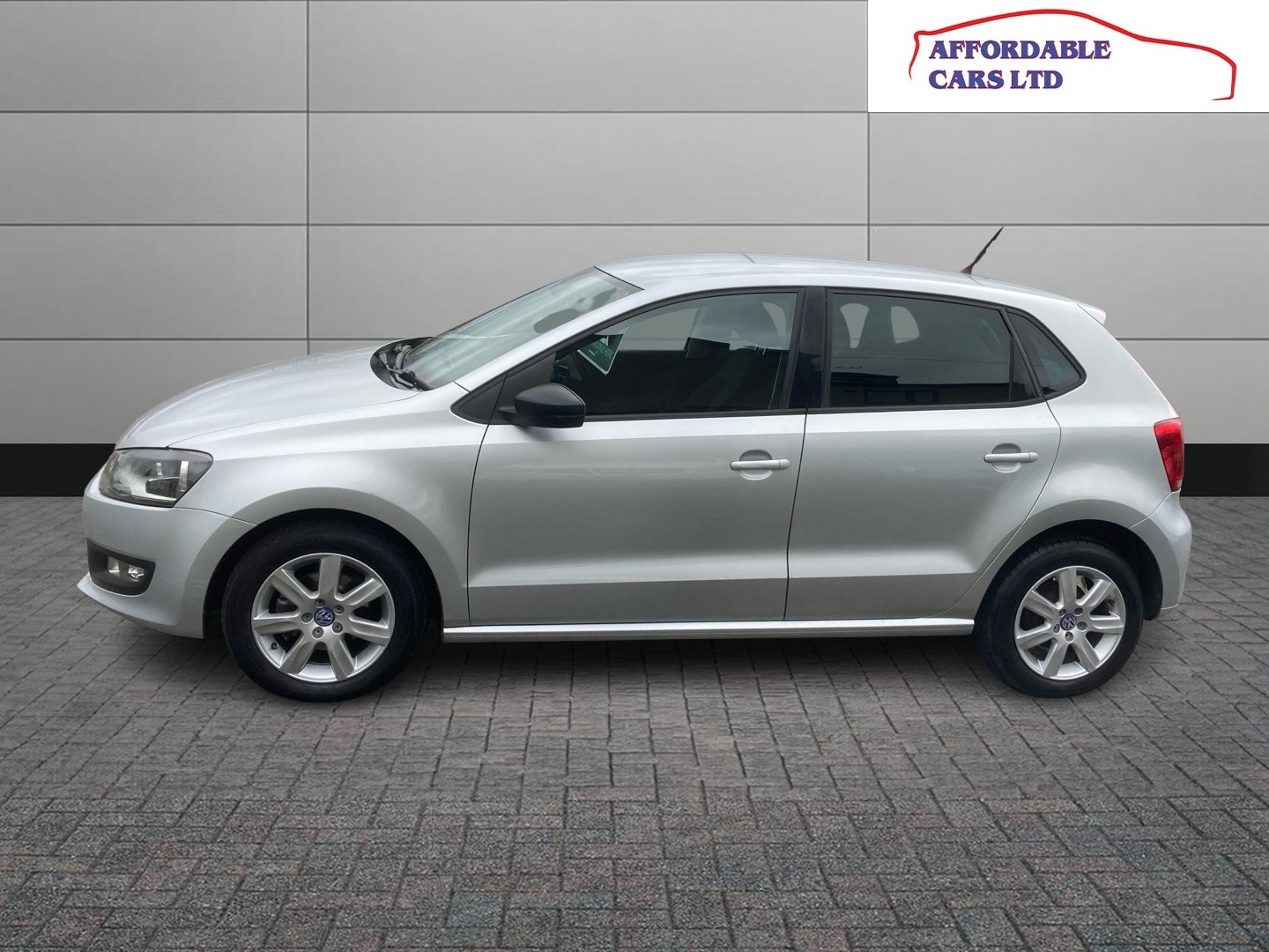 Used Volkswagen Polo 2012 for sale - 77676425: Photo 4