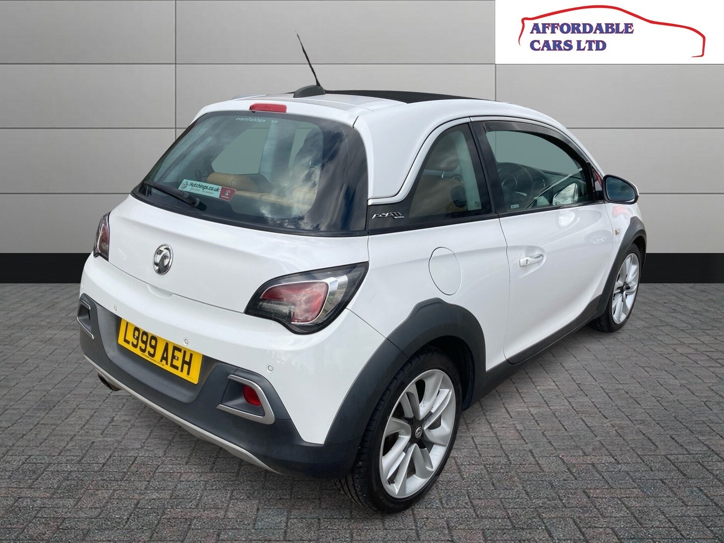 Used Vauxhall ADAM 2015 for sale - 77716124: Photo 7