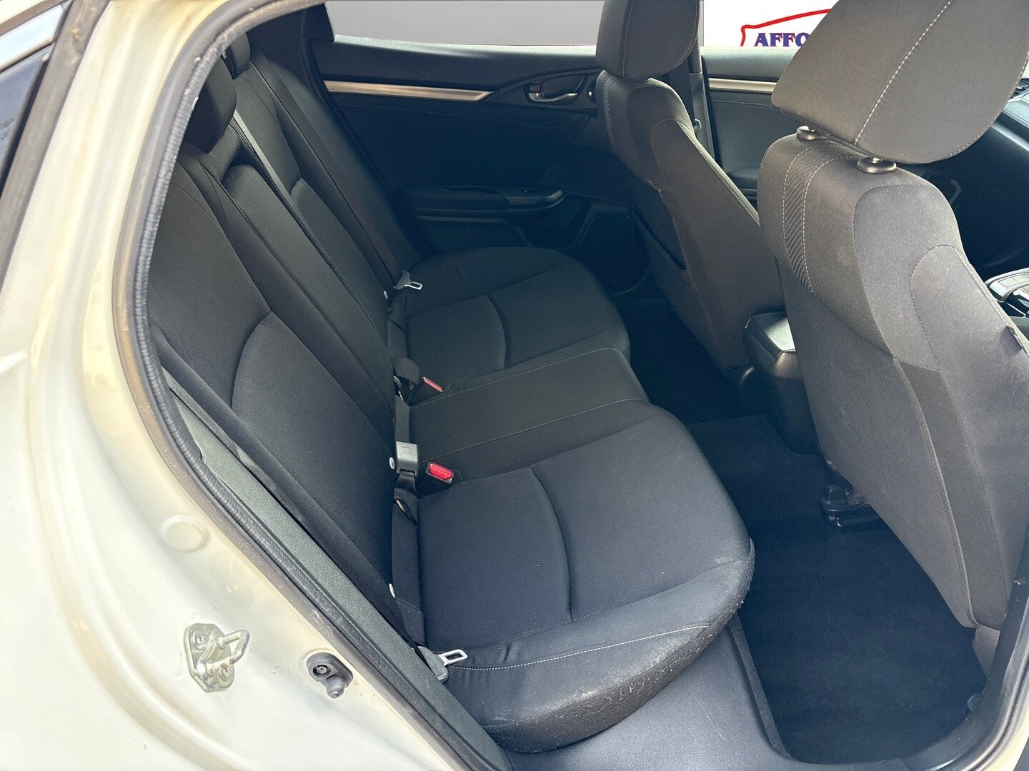 Used Honda Civic 2017 for sale - 77973808: Photo 10