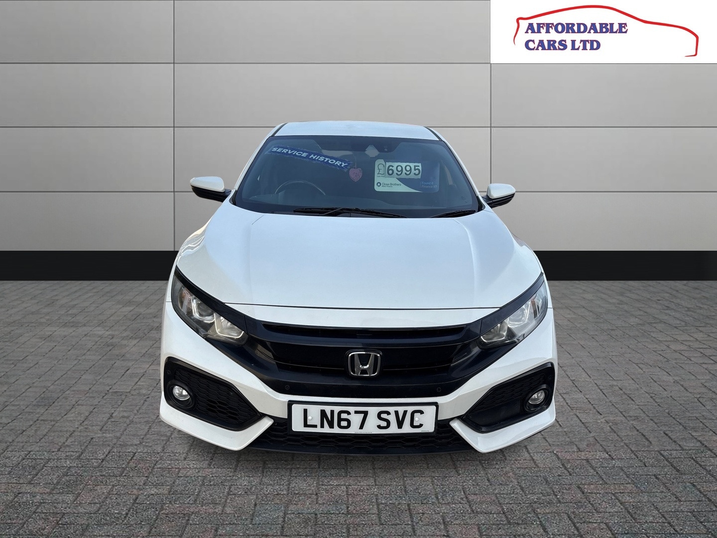 Used Honda Civic 2017 for sale - 77973808: Photo 2