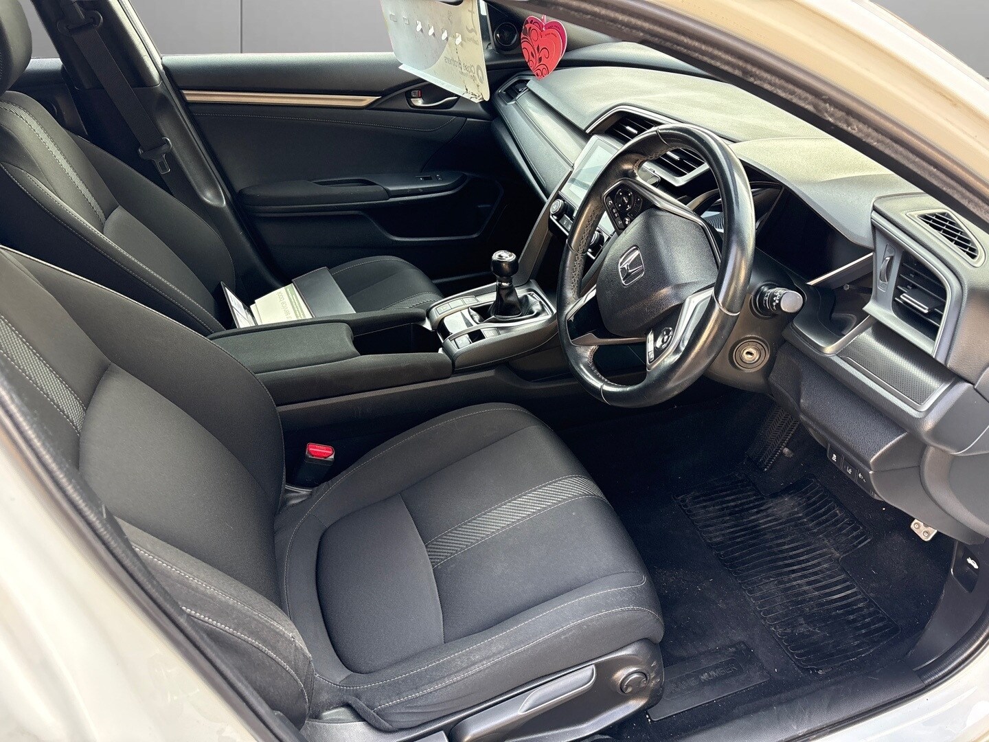 Used Honda Civic 2017 for sale - 77973808: Photo 9