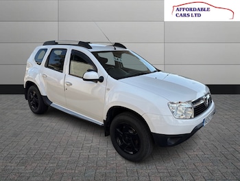 Used Dacia Duster 2014 for sale - 79353084: Photo
