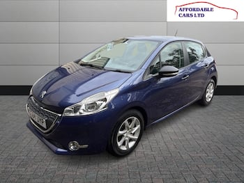 Used Peugeot 208 2014 for sale - 79662822: Photo