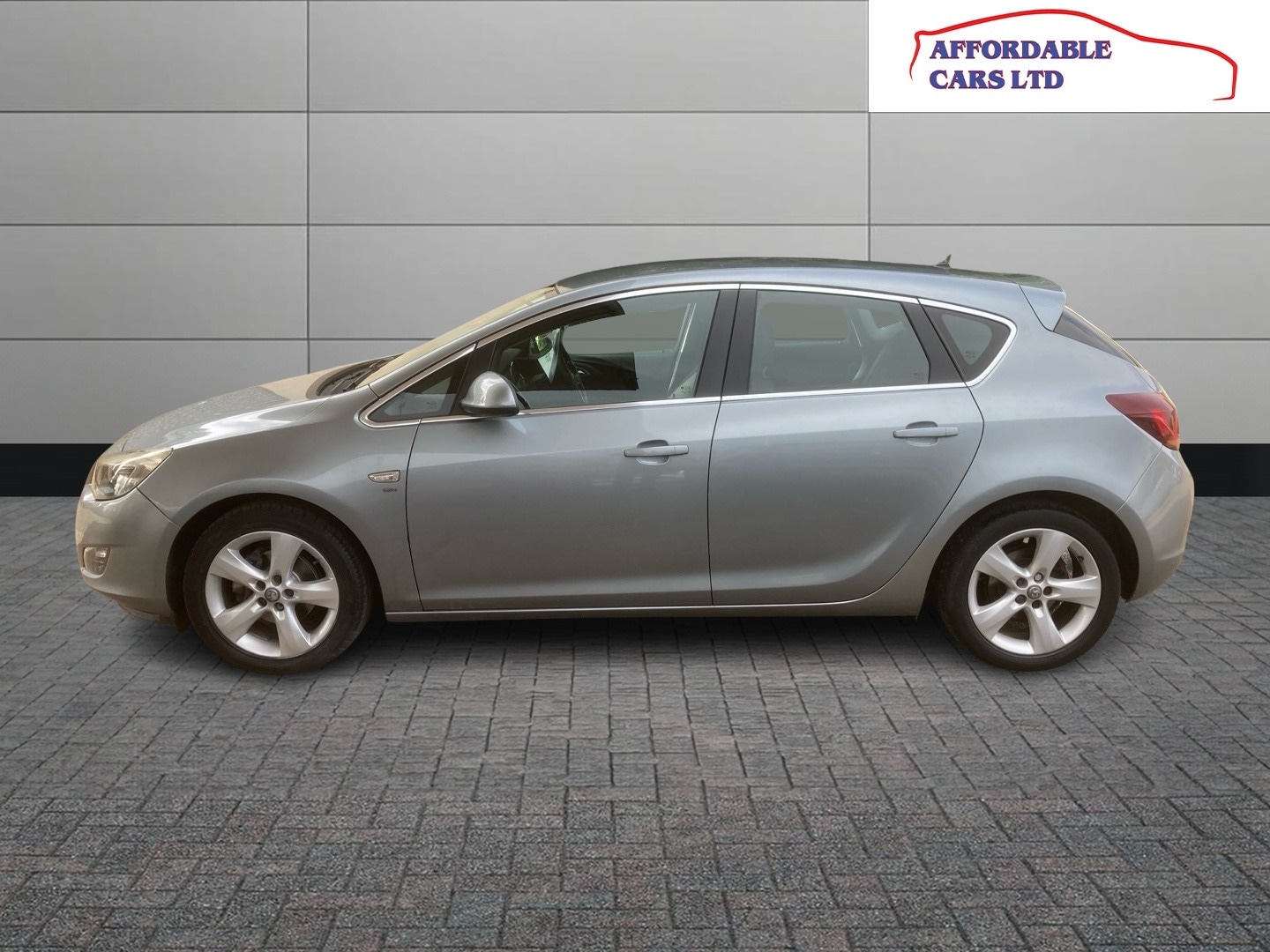 Used Vauxhall Astra 2010 for sale - 76171018: Photo 4