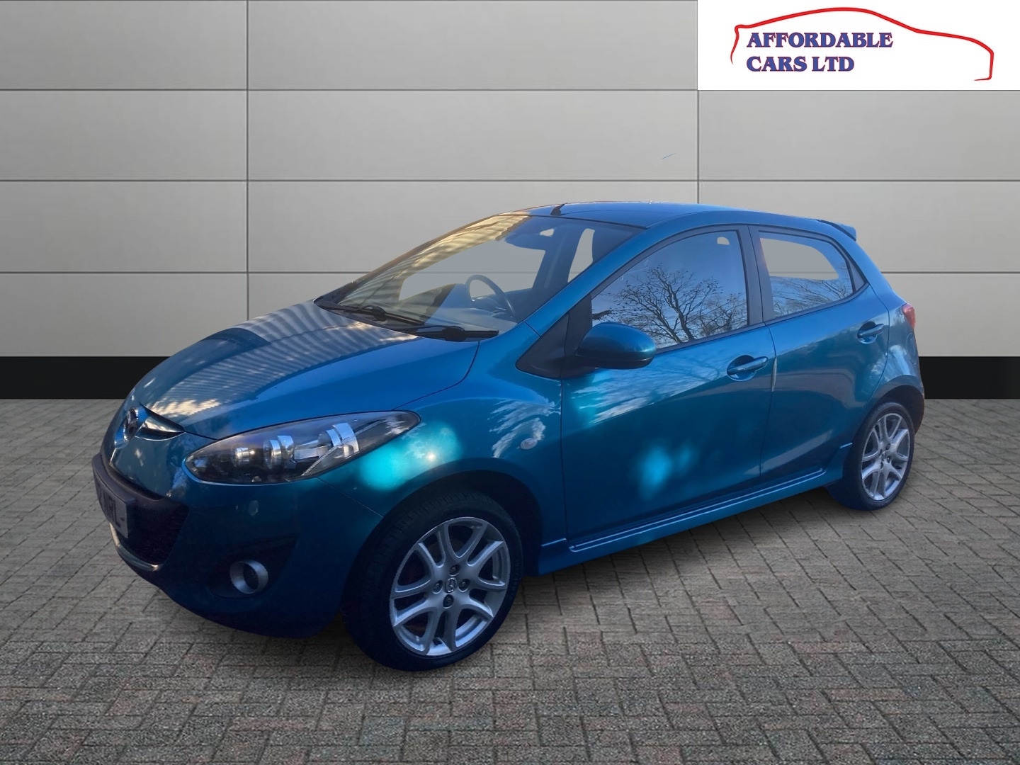 Used Mazda Mazda2 2012 for sale - 77094057: Photo 3