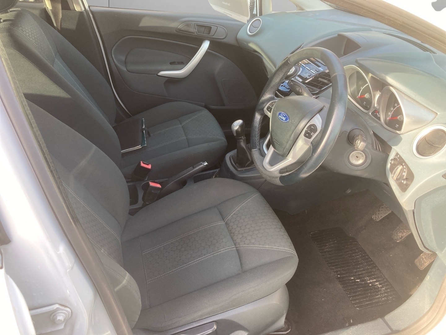 Used Ford Fiesta 2010 for sale - 76918718: Photo 9