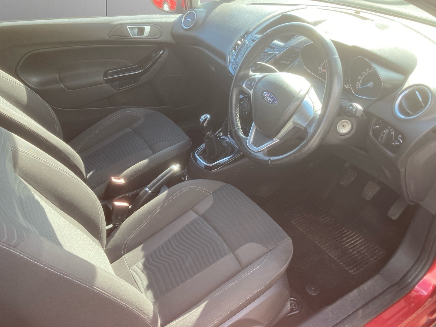 Used Ford Fiesta 2015 for sale - 76114062: Photo 9
