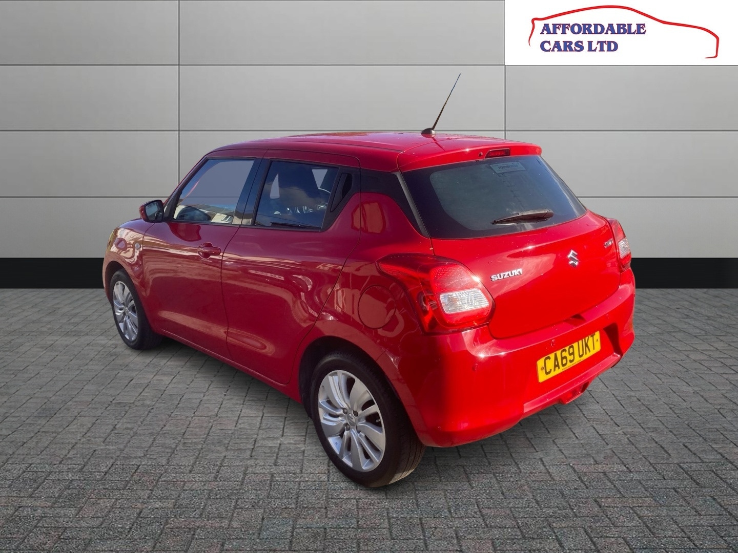 Used Suzuki Swift 2020 for sale - 76170526: Photo 5