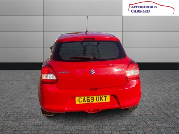 Used Suzuki Swift 2020 for sale - 76170526: Photo 6