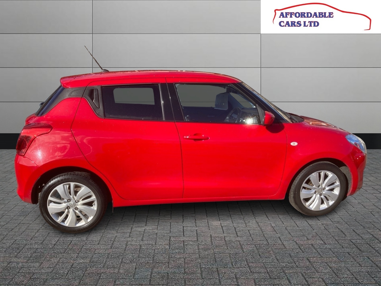 Used Suzuki Swift 2020 for sale - 76170526: Photo 8