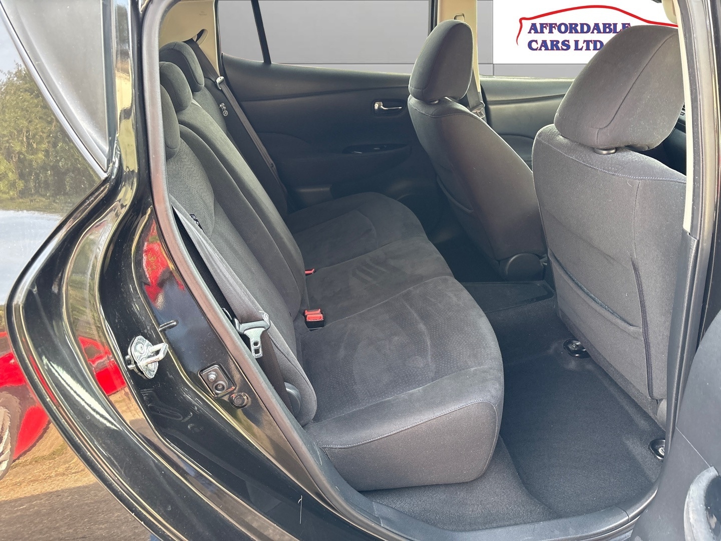 Used Nissan Leaf 2015 for sale - 77962063: Photo 10