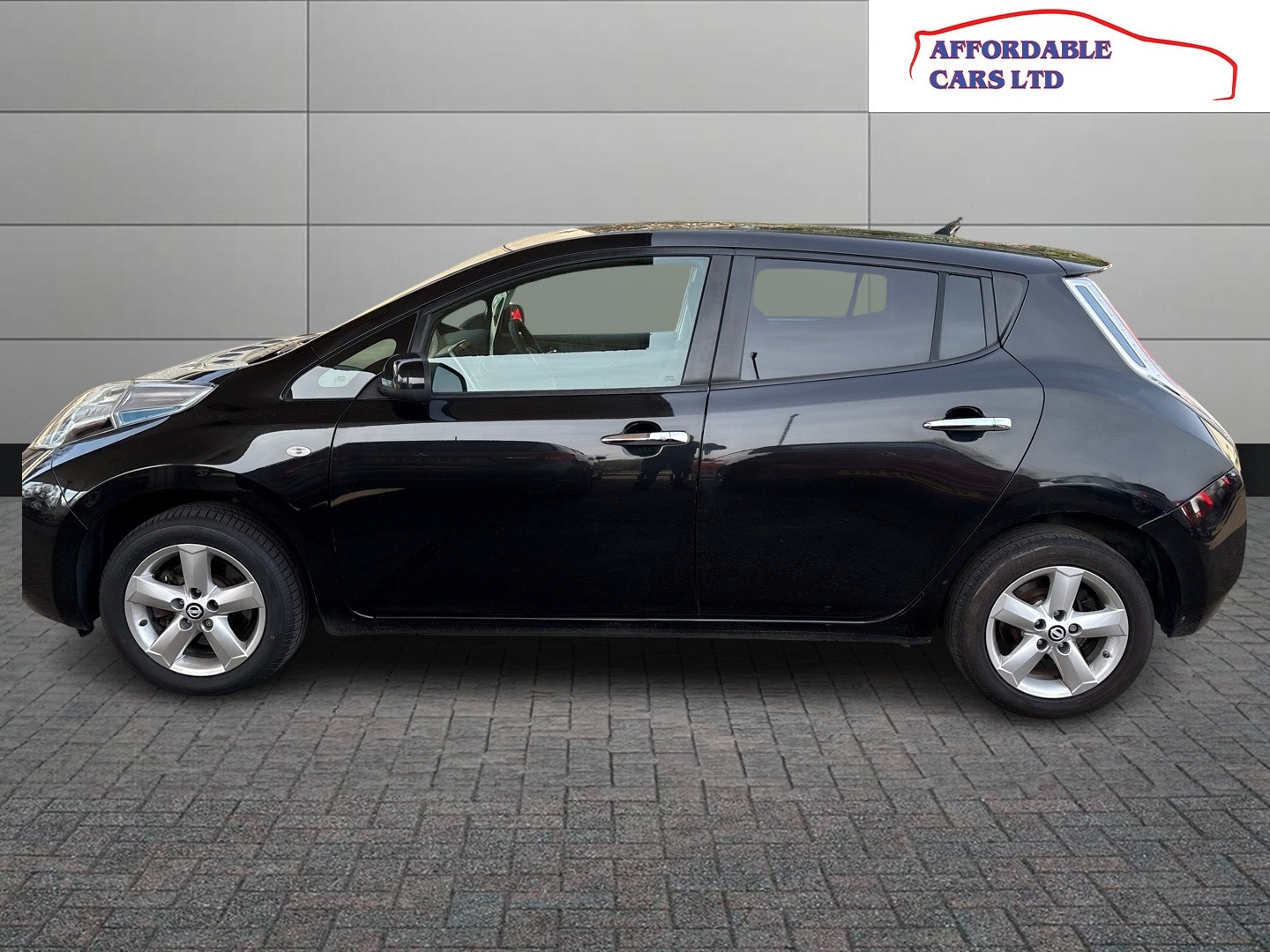 Used Nissan Leaf 2015 for sale - 77962063: Photo 4