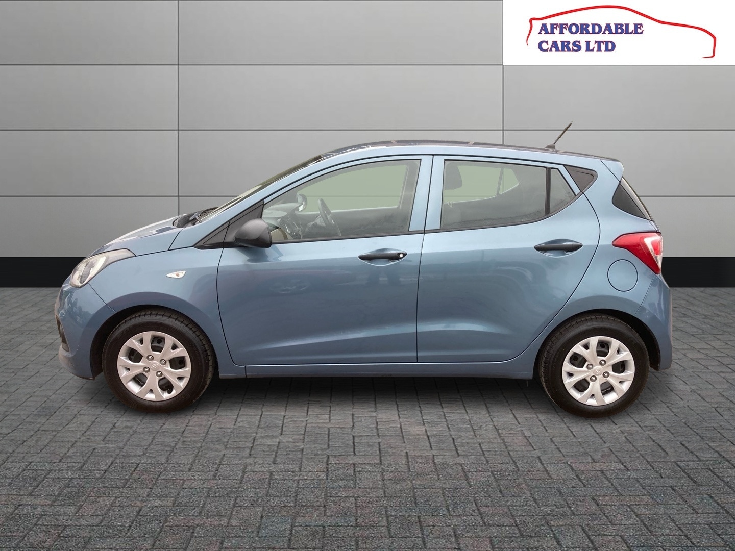 Used Hyundai i10 2016 for sale - 76299073: Photo 4