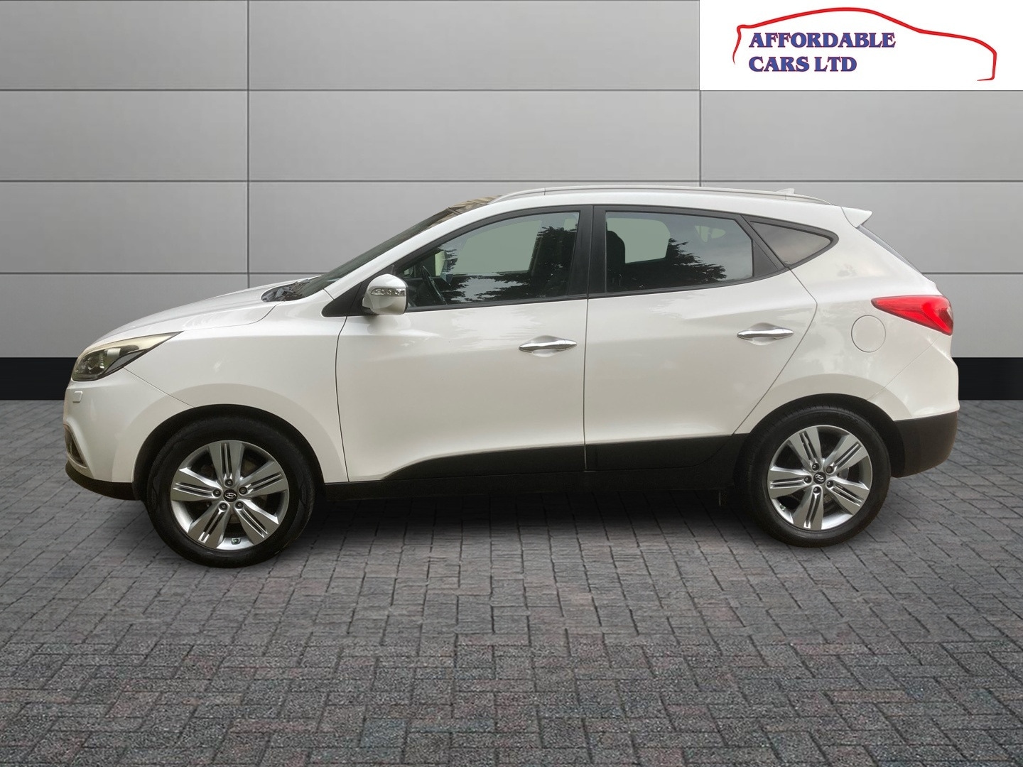 Used Hyundai Ix35 2014 for sale - 76088584: Photo 4