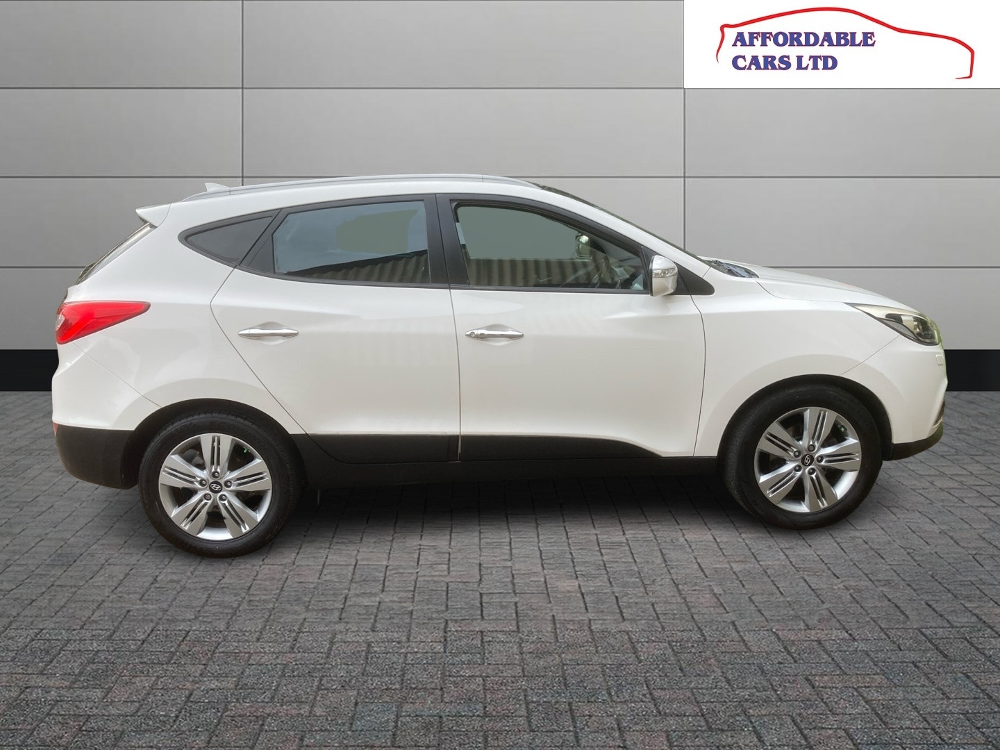 Used Hyundai Ix35 2014 for sale - 76088584: Photo 8