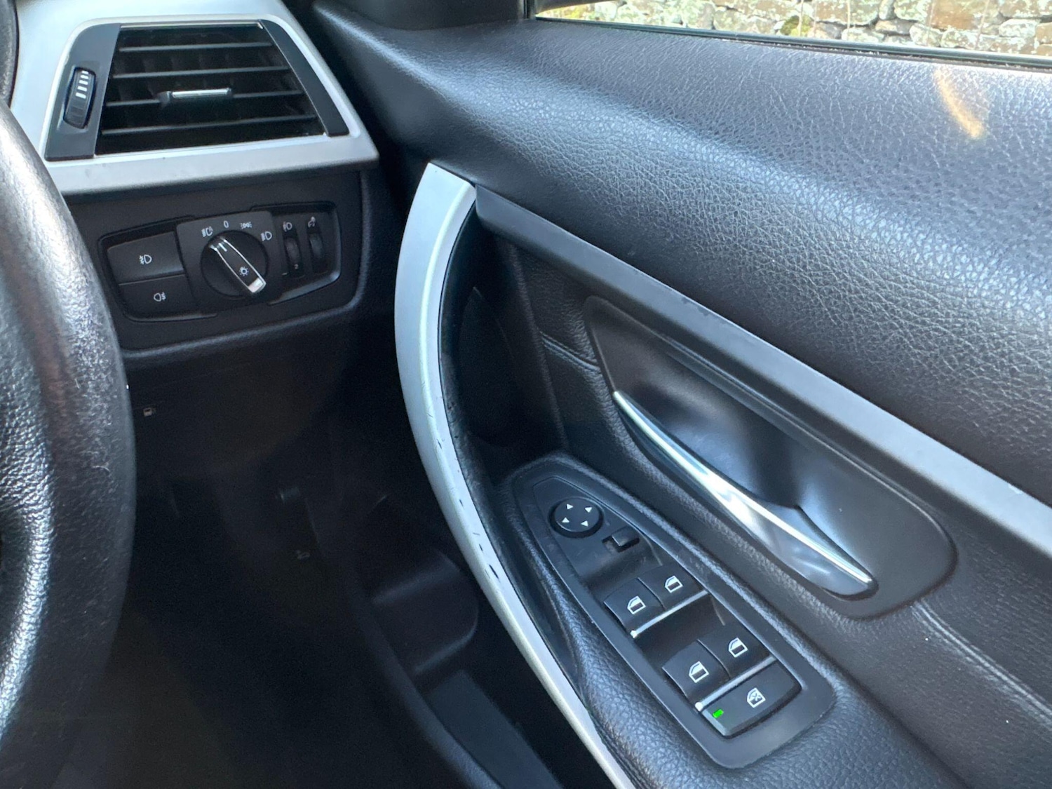 Used BMW 3 Series 2016 for sale - 77021038: Photo 42