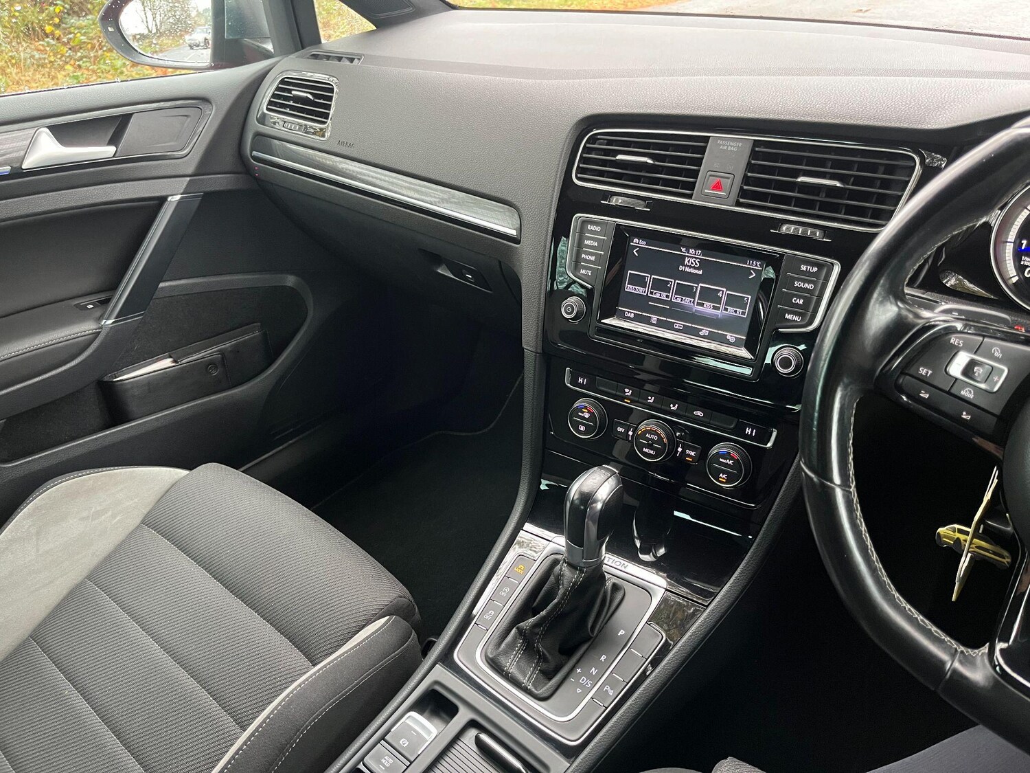 Used Volkswagen Golf 2015 for sale - 76703646: Photo 30