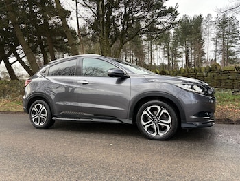 Used Honda HR-V 2018 for sale - 77049689: Photo