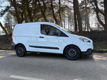 Used Ford Transit Courier 2020 for sale - 77925885: Photo