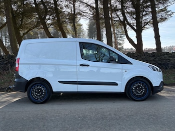 Used Ford Transit Courier 2020 for sale - 77925885: Photo