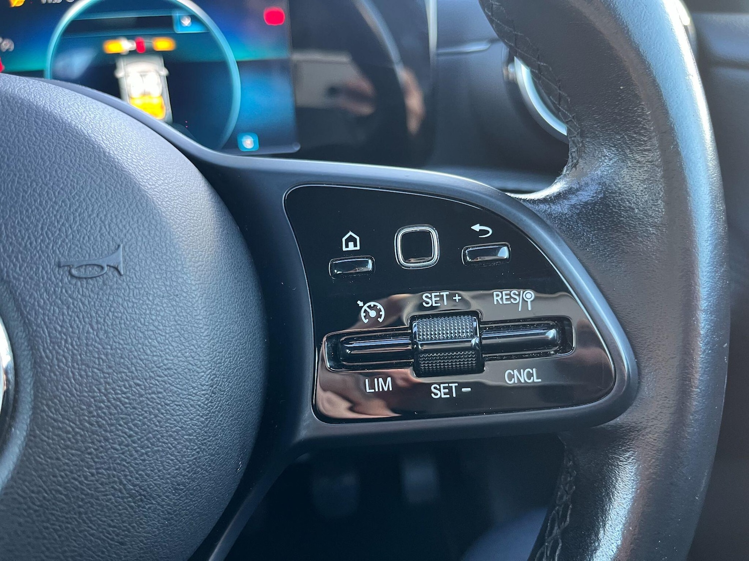 Used Mercedes-Benz A-Class 2019 for sale - 76752746: Photo 37