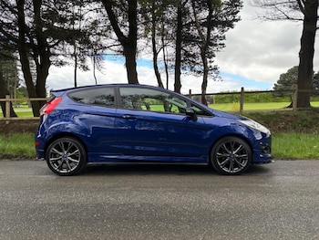 Used Ford Fiesta 2016 for sale - 78548176: Photo