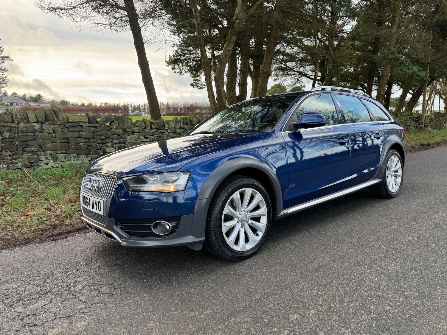 Used Audi A4 Allroad 2014 for sale - 76886931: Photo 2