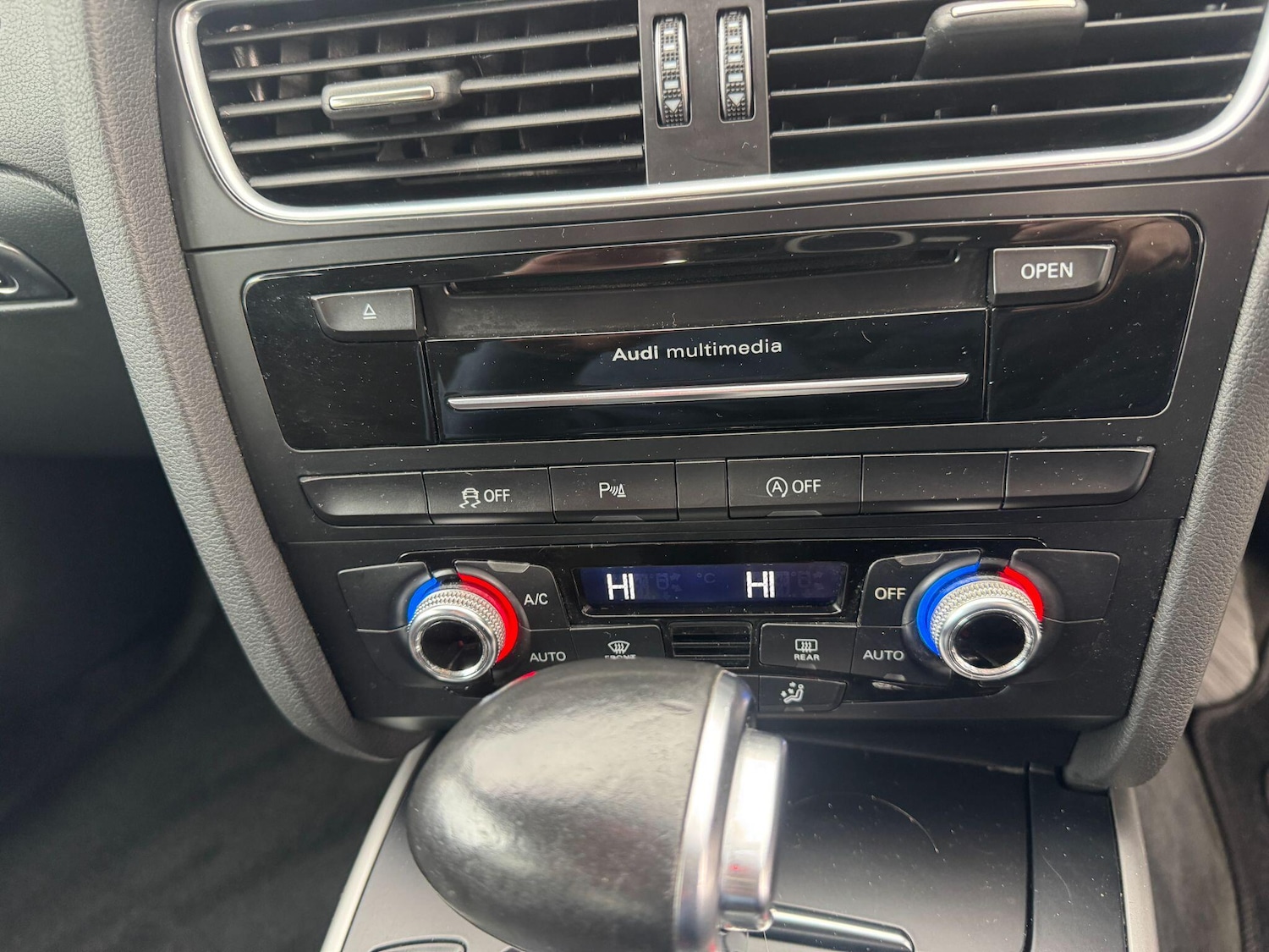 Used Audi A4 Allroad 2014 for sale - 76886931: Photo 32