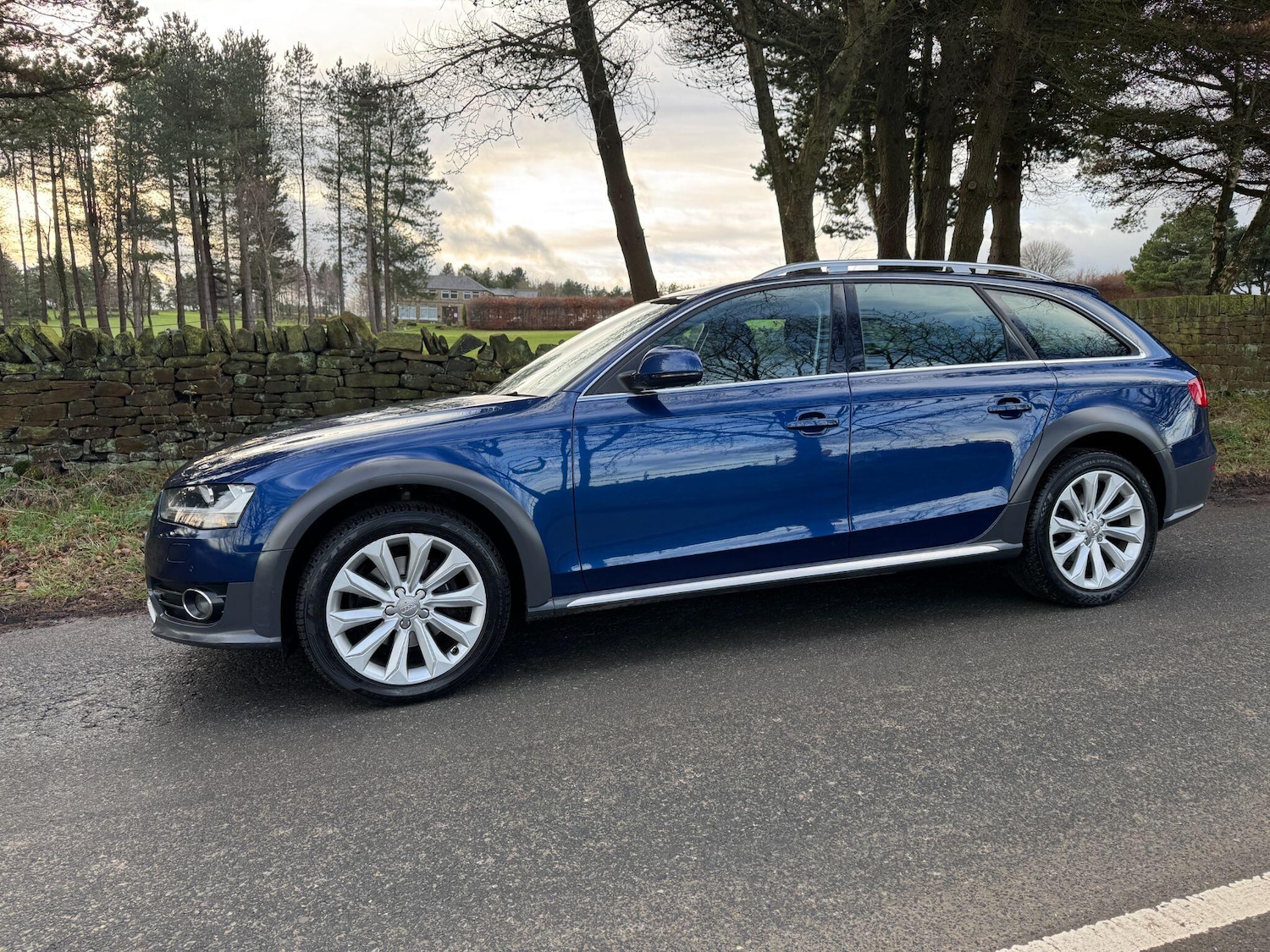 Used Audi A4 Allroad 2014 for sale - 76886931: Photo 4