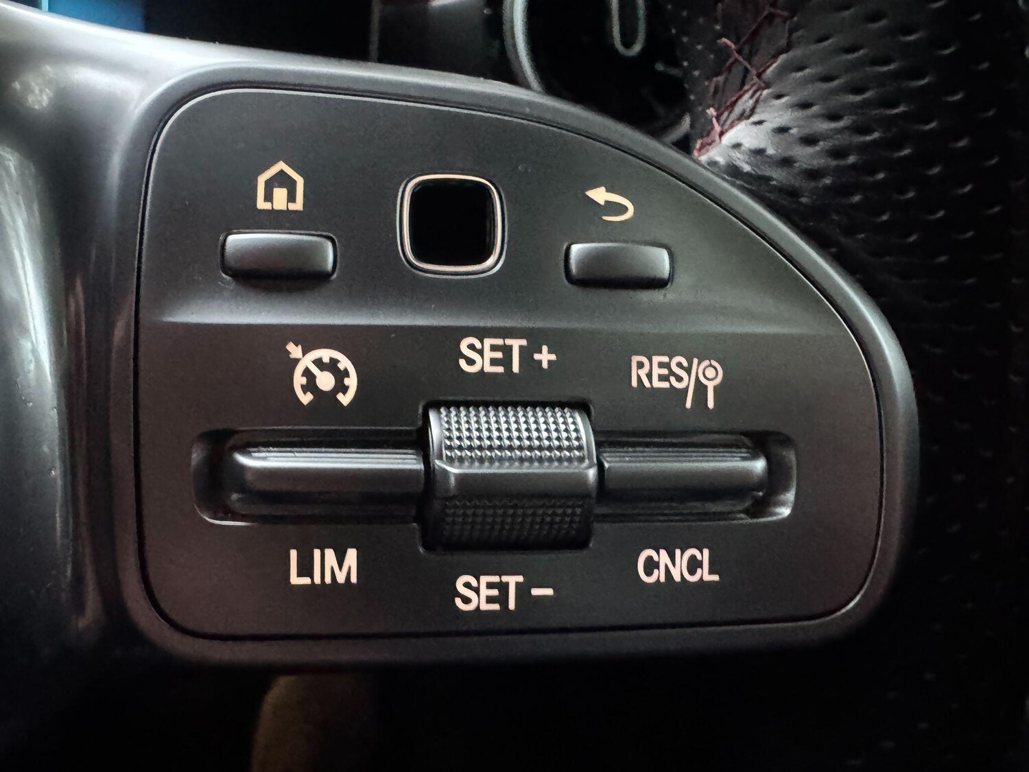 Used Mercedes-Benz A-Class 2020 for sale - 76703648: Photo 32