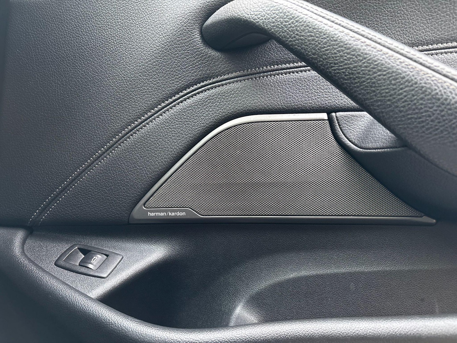 Used BMW 5 Series 2020 for sale - 77067119: Photo 46