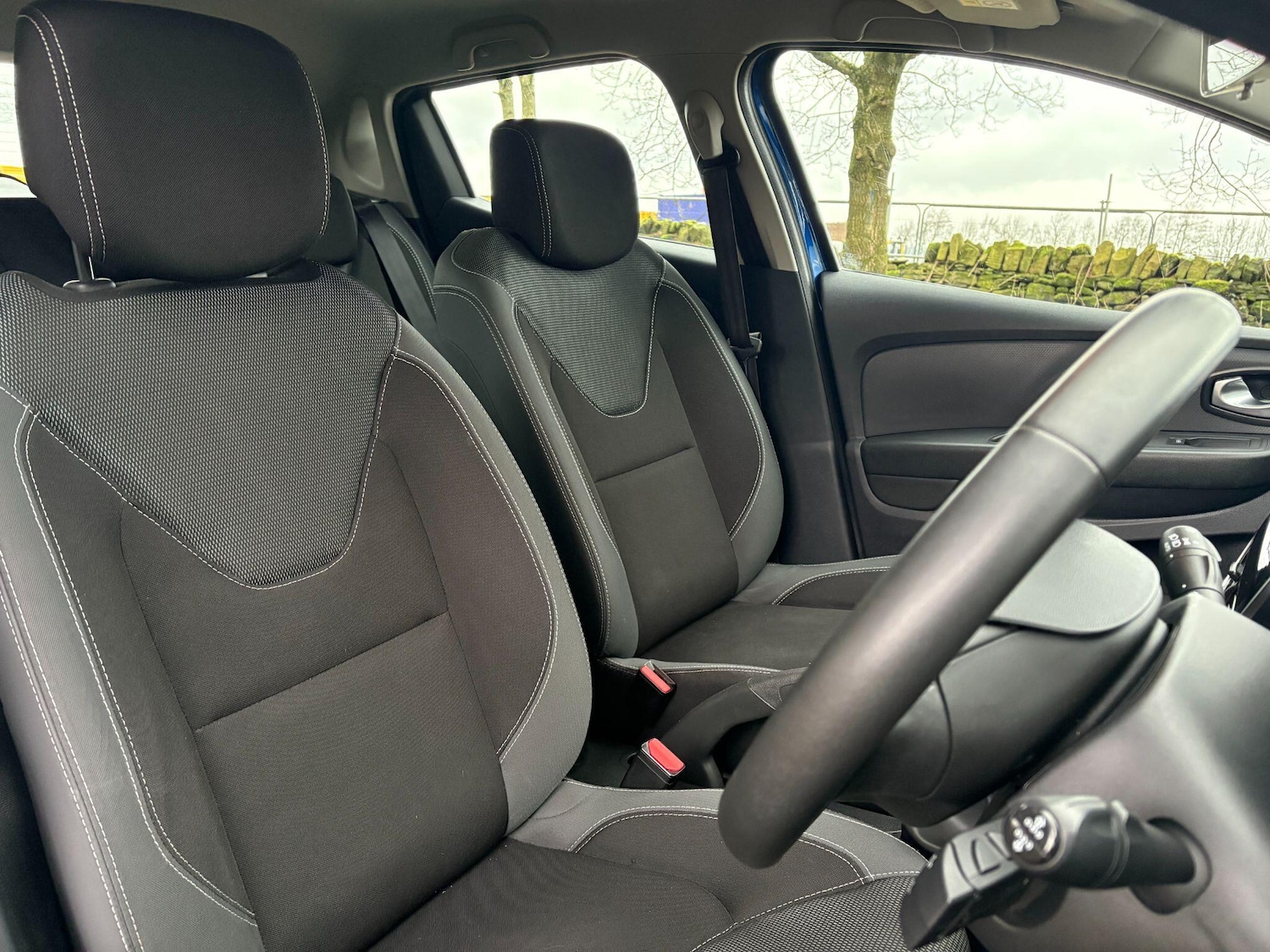 Used Renault Clio 2017 for sale - 77478902: Photo 19