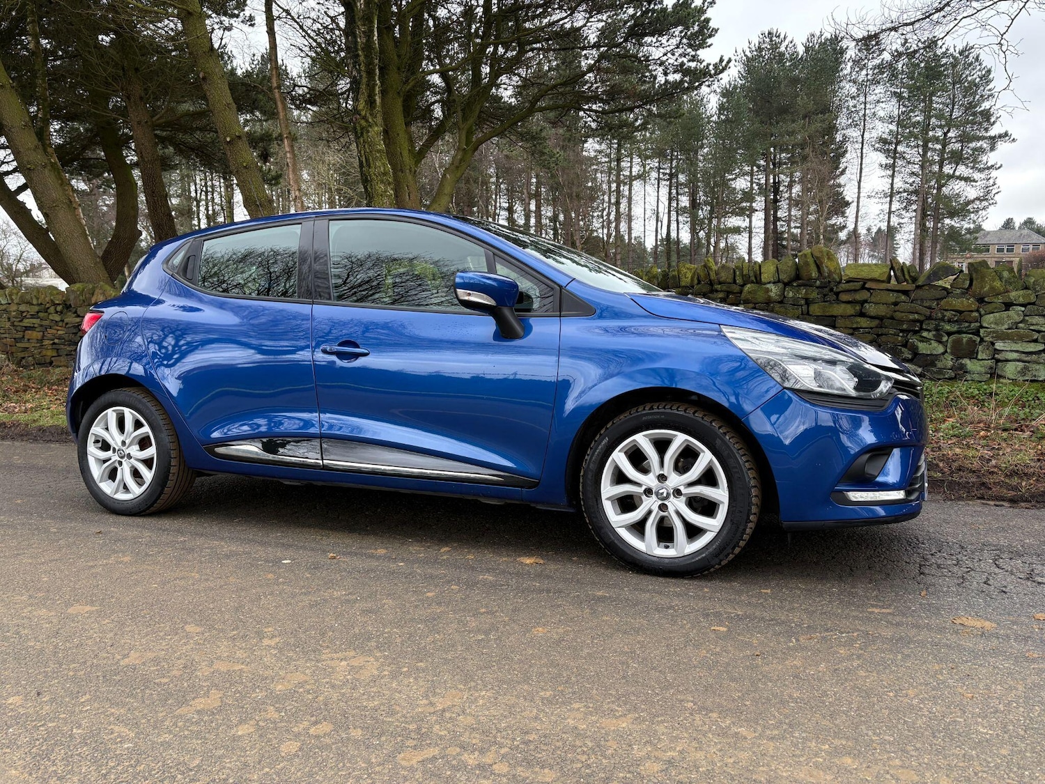 Used Renault Clio 2017 for sale - 77478902: Photo 3