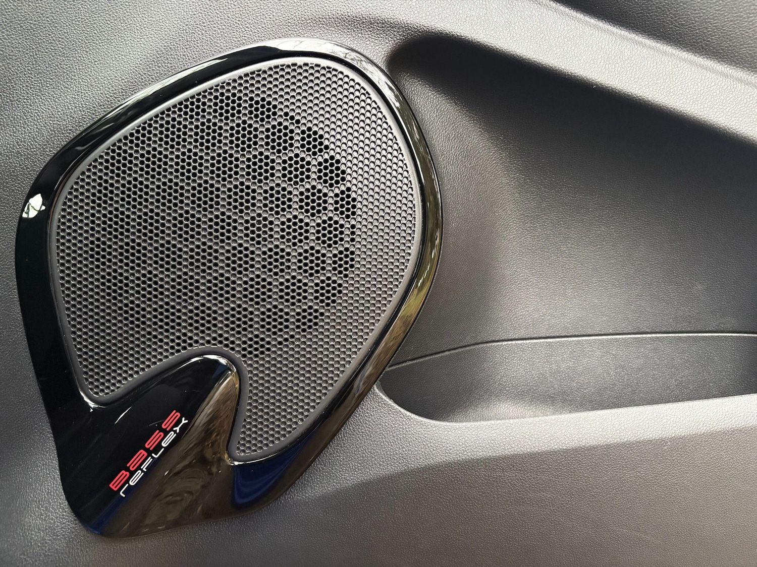 Used Renault Clio 2017 for sale - 77478902: Photo 38