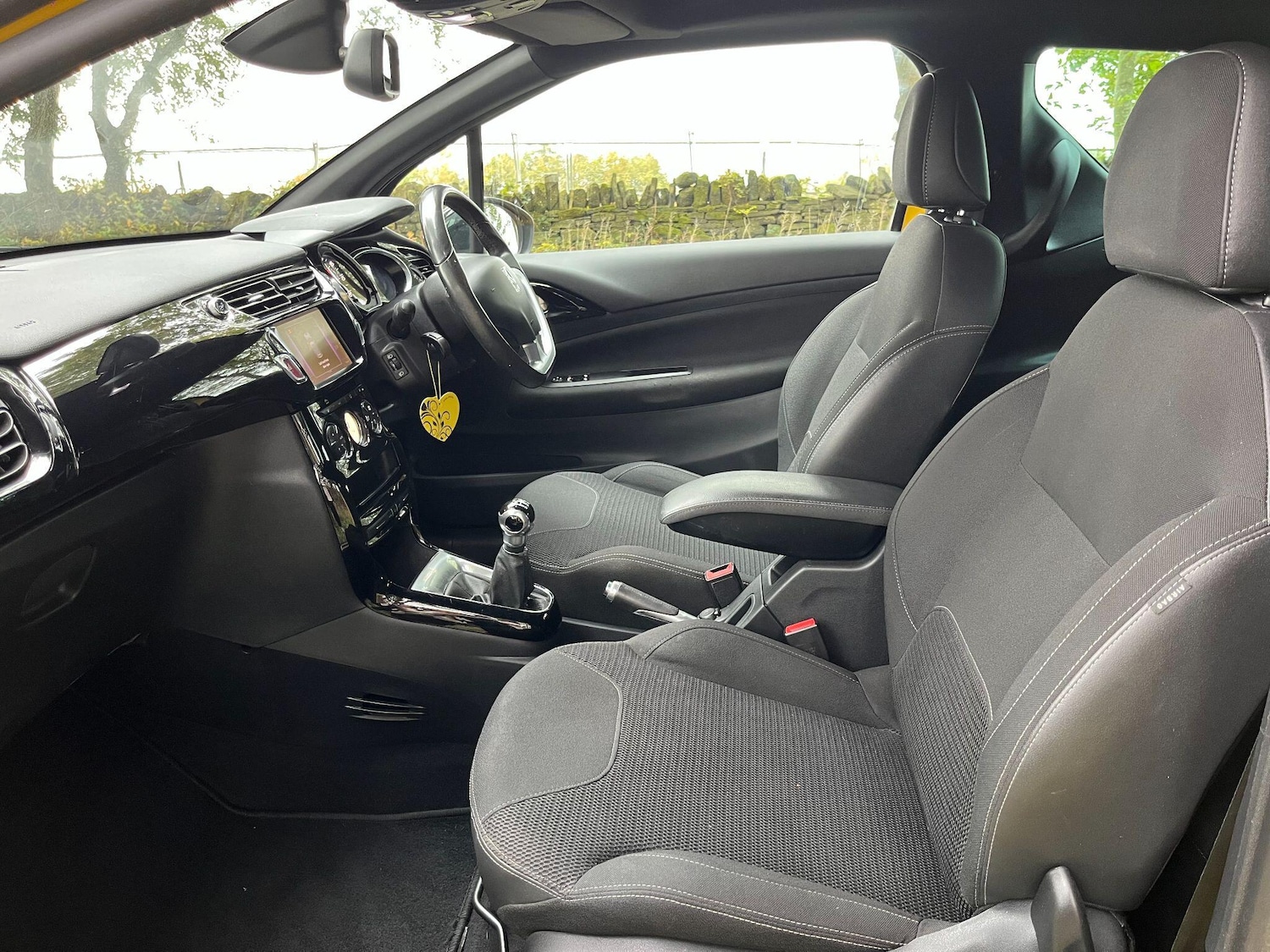 Used DS Automobiles DS 3 2015 for sale - 77057570: Photo 30