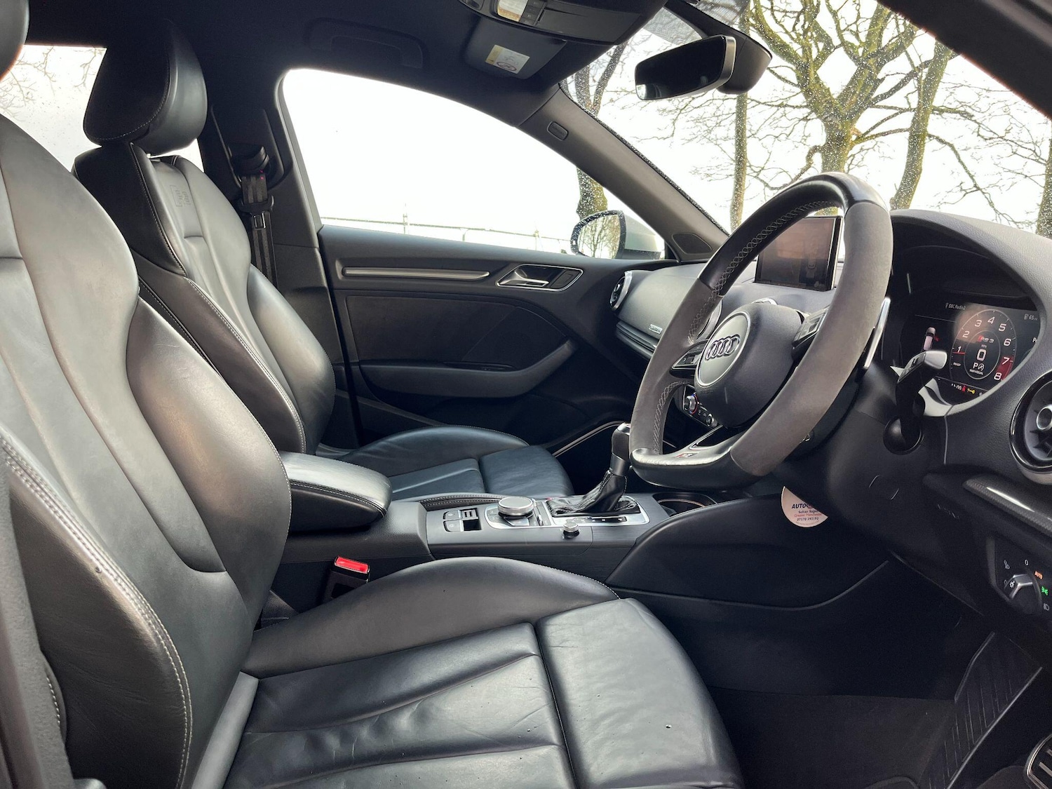 Used Audi RS3 2017 for sale - 76703649: Photo 17