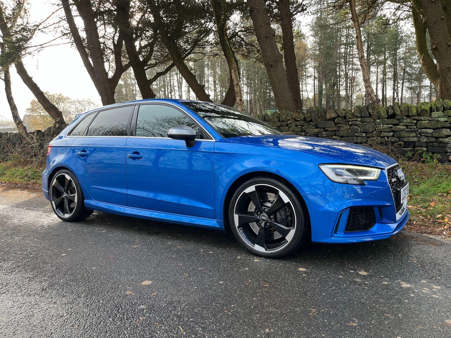 Used Audi RS3 2017 for sale - 76703649: Photo 2