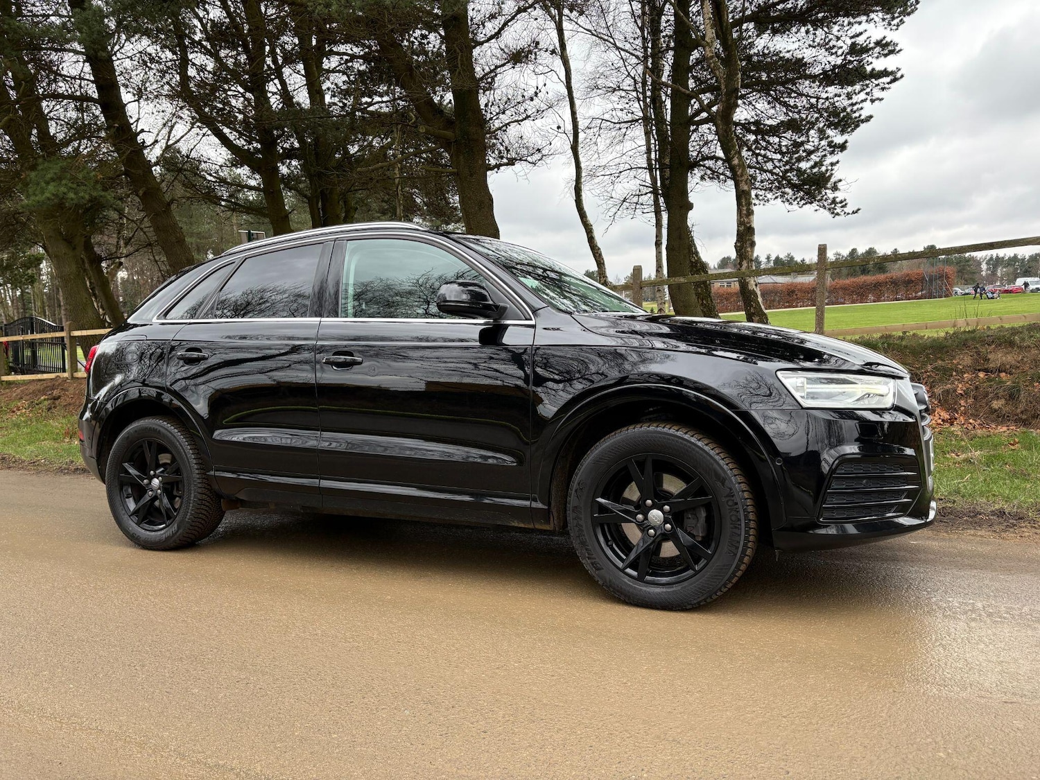 Used Audi Q3 2017 for sale - 77585996: Photo 3