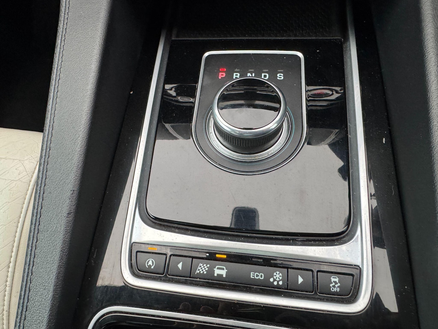 Used Jaguar F-Pace 2016 for sale - 78047026: Photo 38