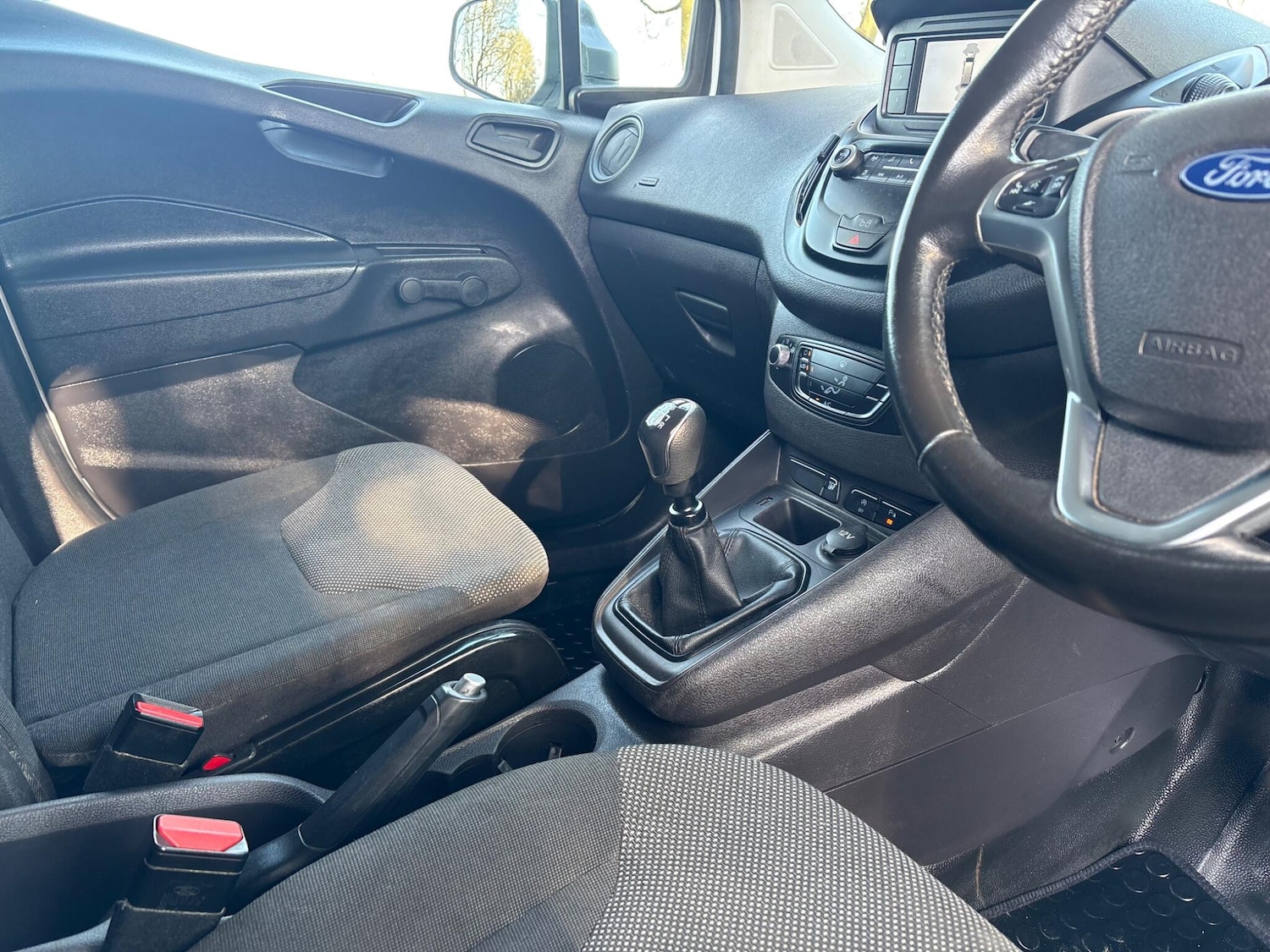 Used Ford Transit Courier 2020 for sale - 78073168: Photo 19