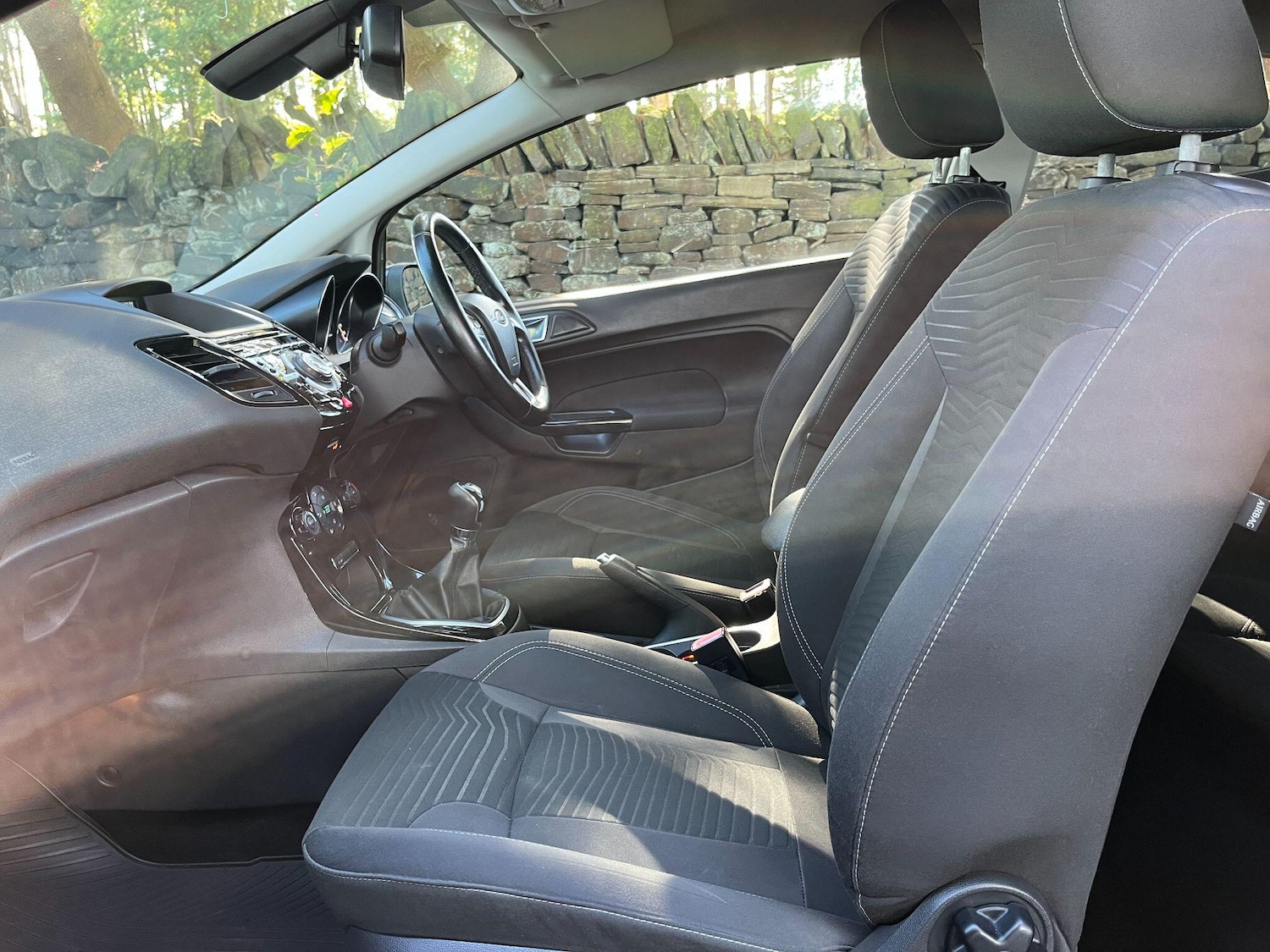 Used Ford Fiesta 2015 for sale - 77155354: Photo 20