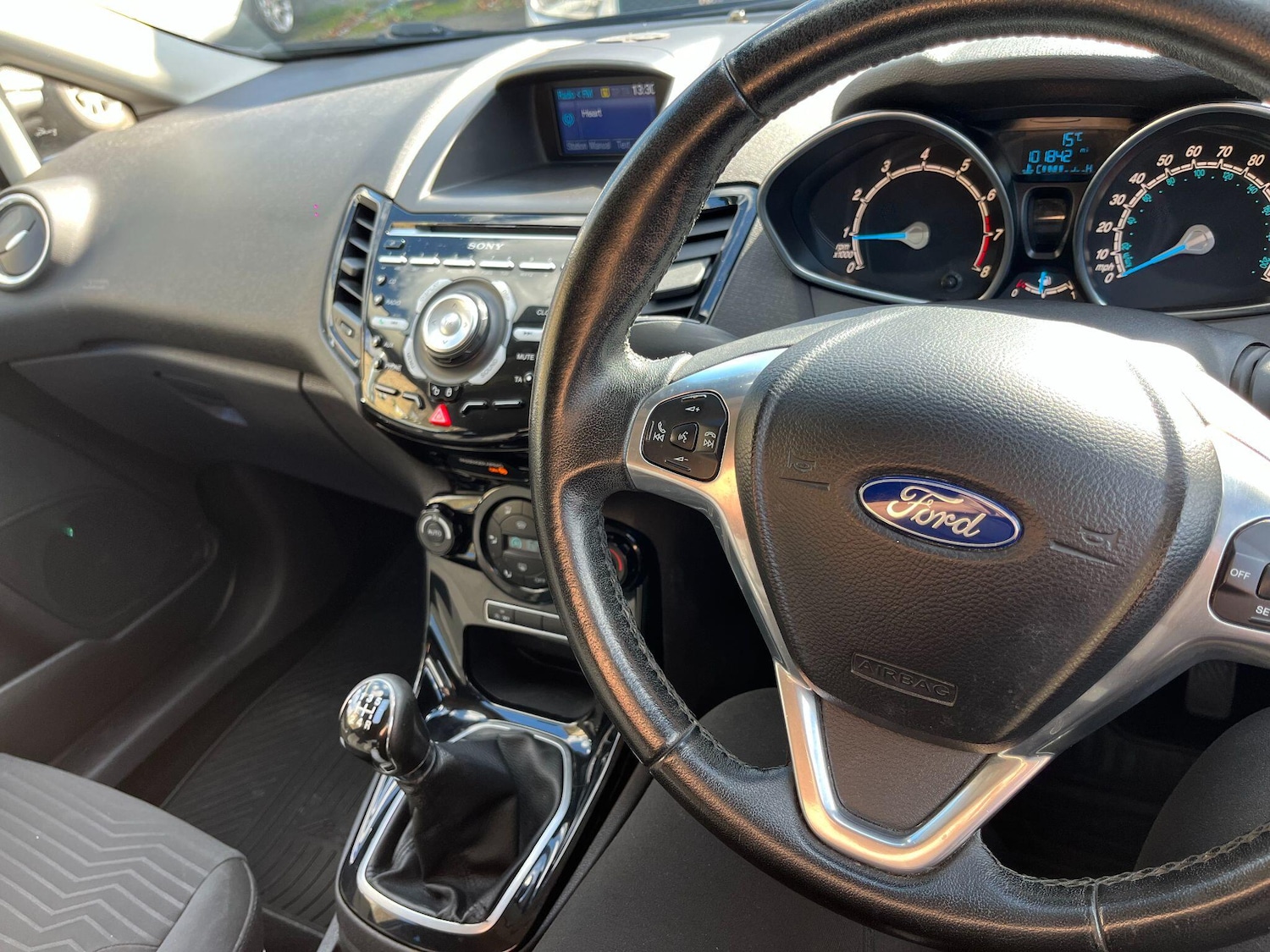 Used Ford Fiesta 2015 for sale - 77155354: Photo 27