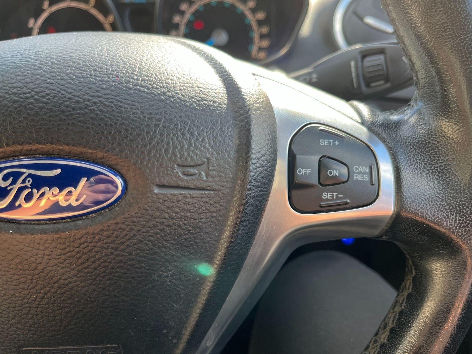 Used Ford Fiesta 2015 for sale - 77155354: Photo 30