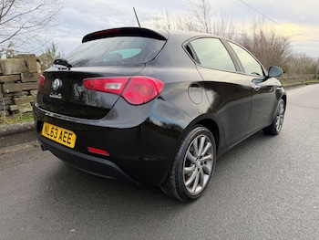 Used Alfa Romeo Giulietta 2013 for sale - 77084504: Photo