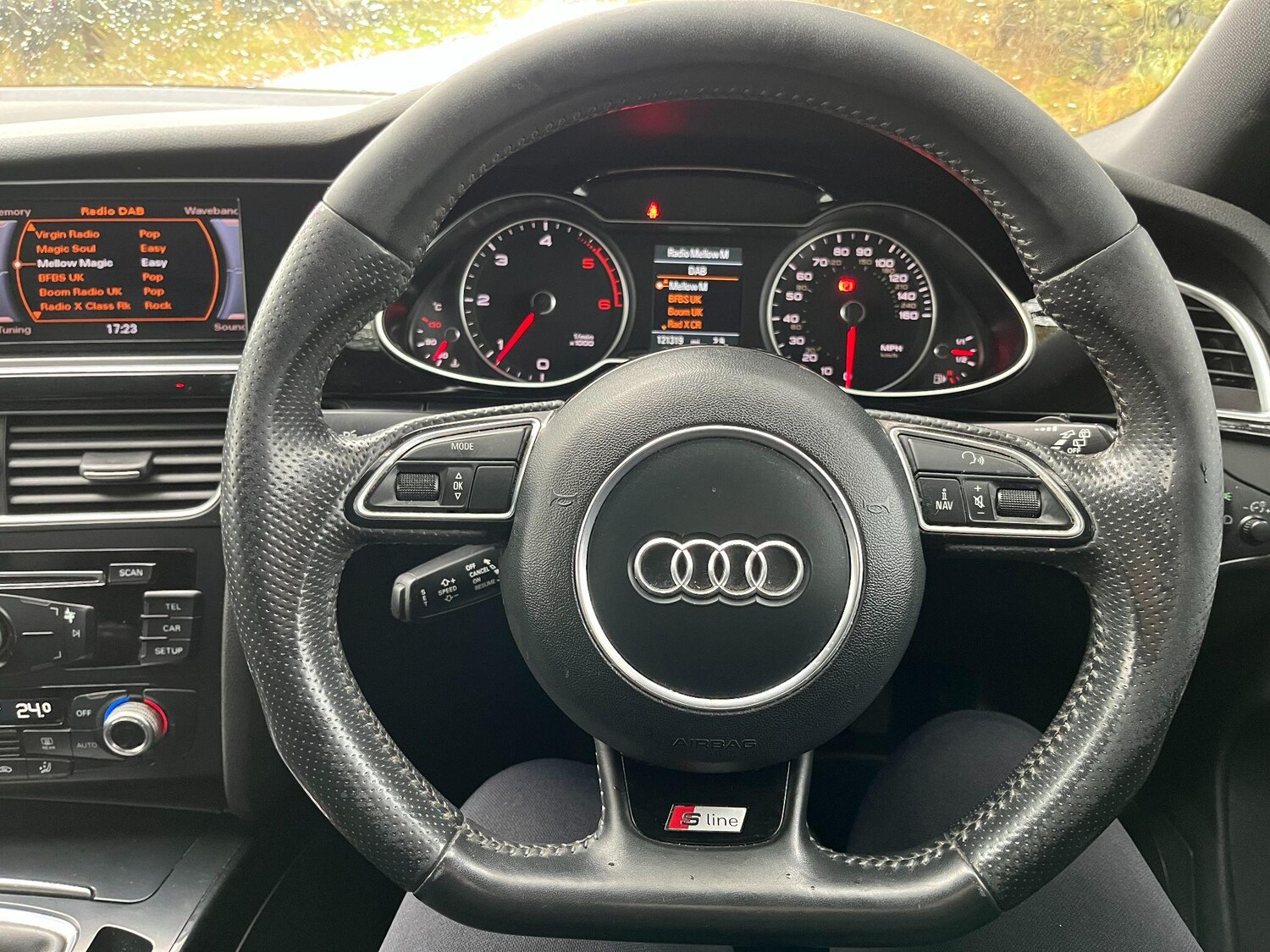 Used Audi A4 2013 for sale - 76703652: Photo 30