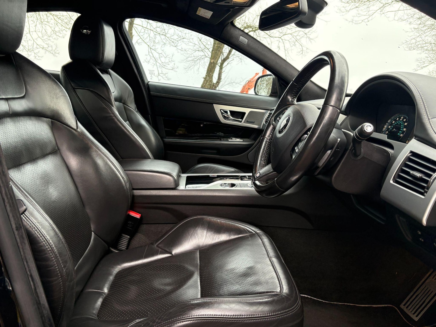 Used Jaguar XF 2015 for sale - 77109398: Photo 17