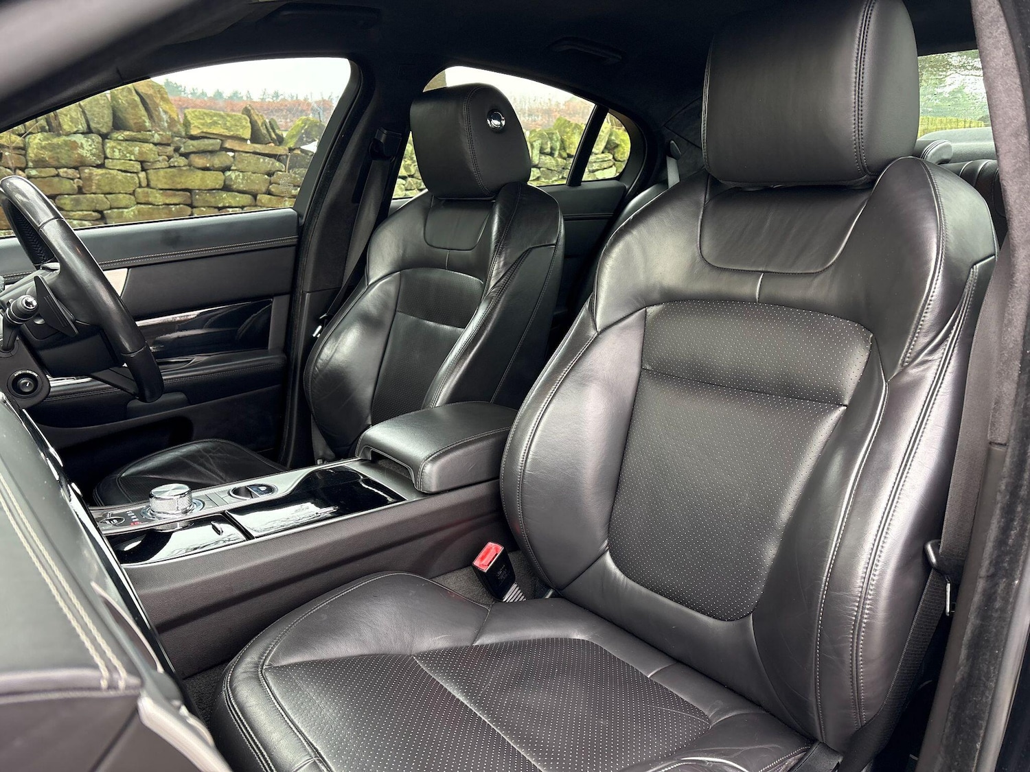 Used Jaguar XF 2015 for sale - 77109398: Photo 22