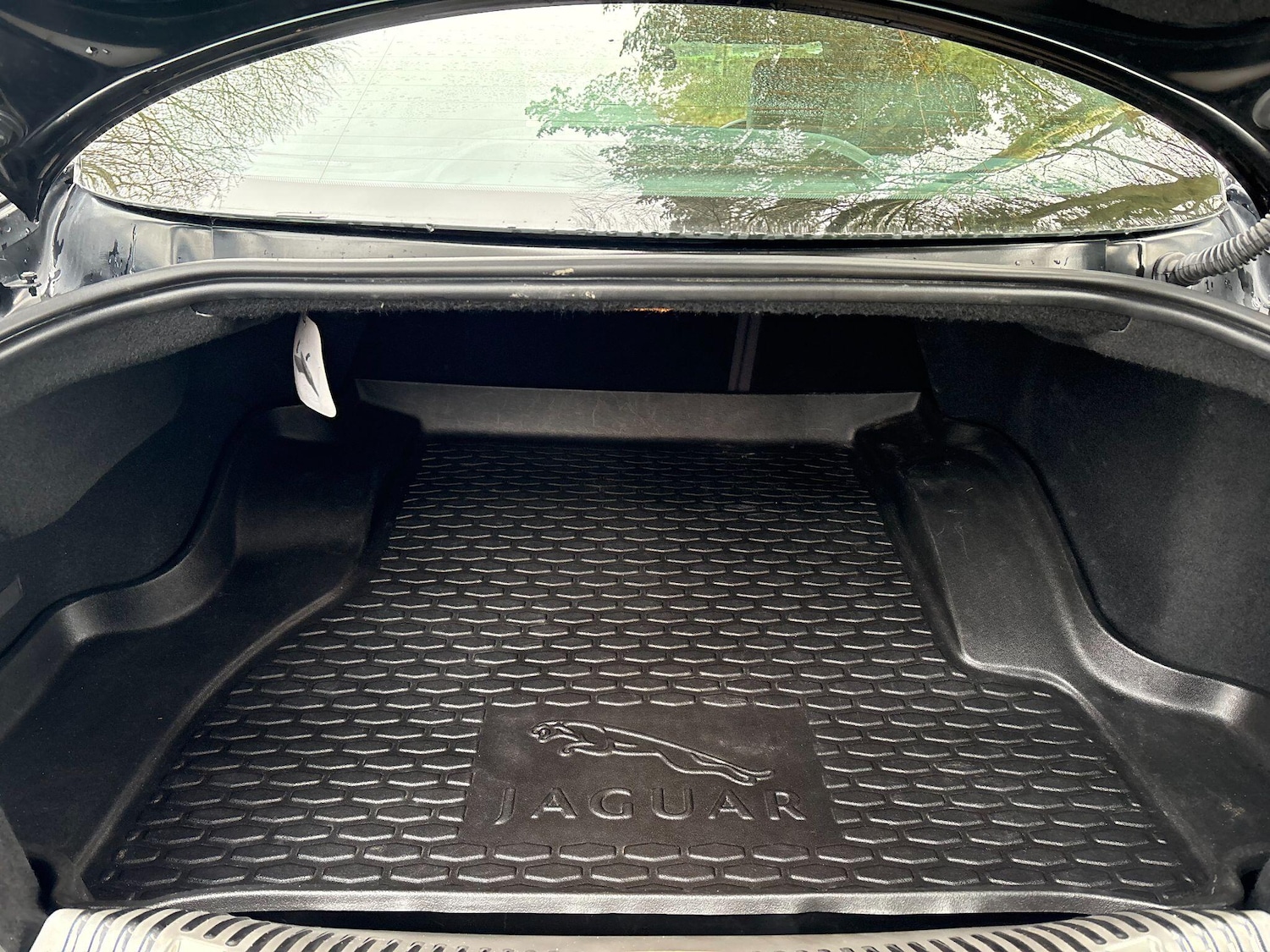 Used Jaguar XF 2015 for sale - 77109398: Photo 29