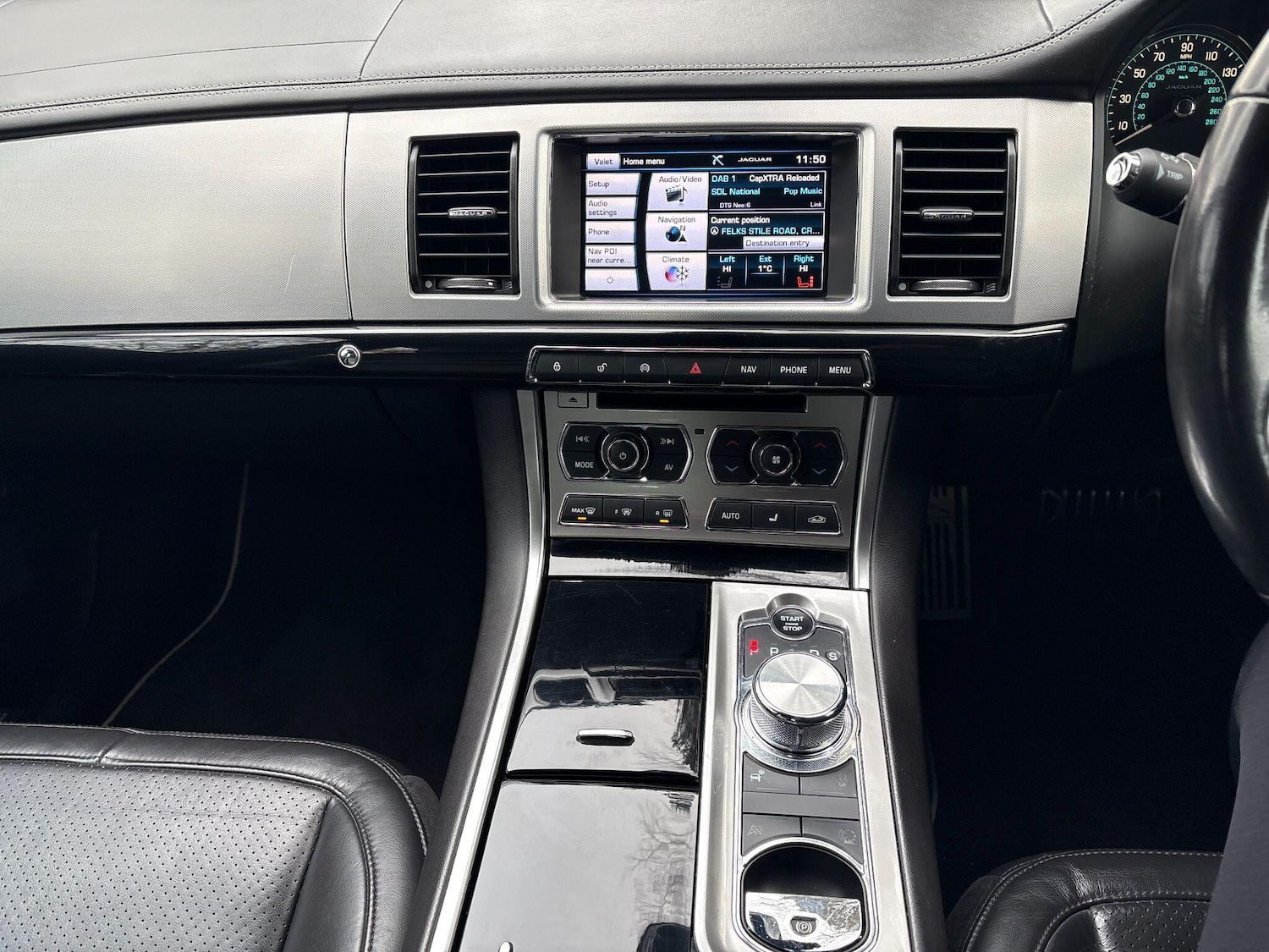 Used Jaguar XF 2015 for sale - 77109398: Photo 32