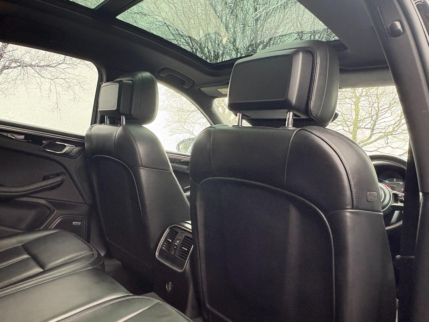 Used Porsche Macan 2018 for sale - 77537473: Photo 28